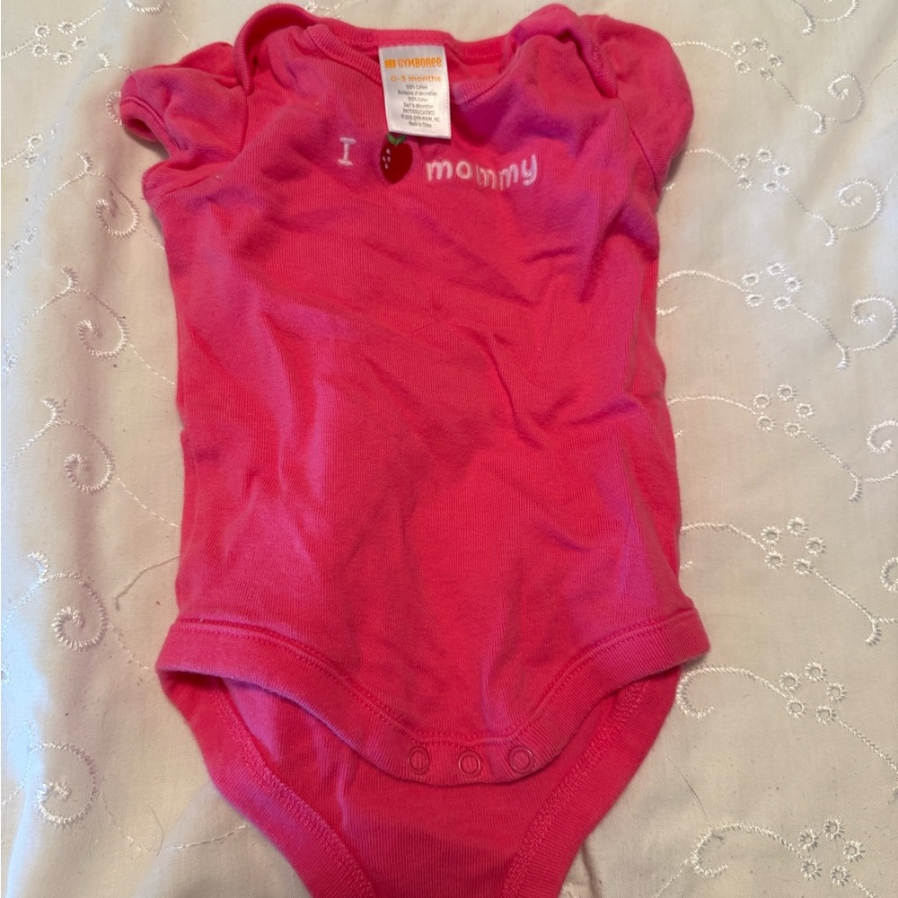 Carter's Bright Pink 'I Love Mommy' Bodysuit